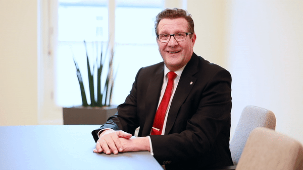J�rg W. Blickenstorfer